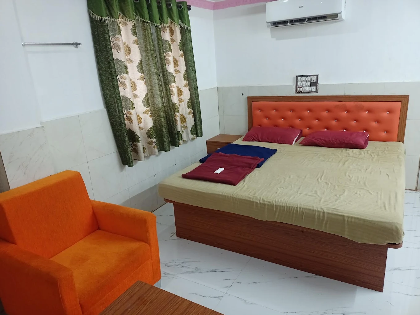 Deluxe Room at Swayambhoo Guest House, Kollur